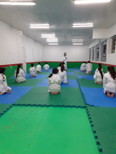 Início das Aulas  Programa Esporte Comunitário - Filial Meio Oeste